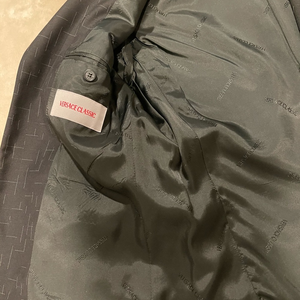 VERSACE Shirt Jacket - Picture 8 of 8
